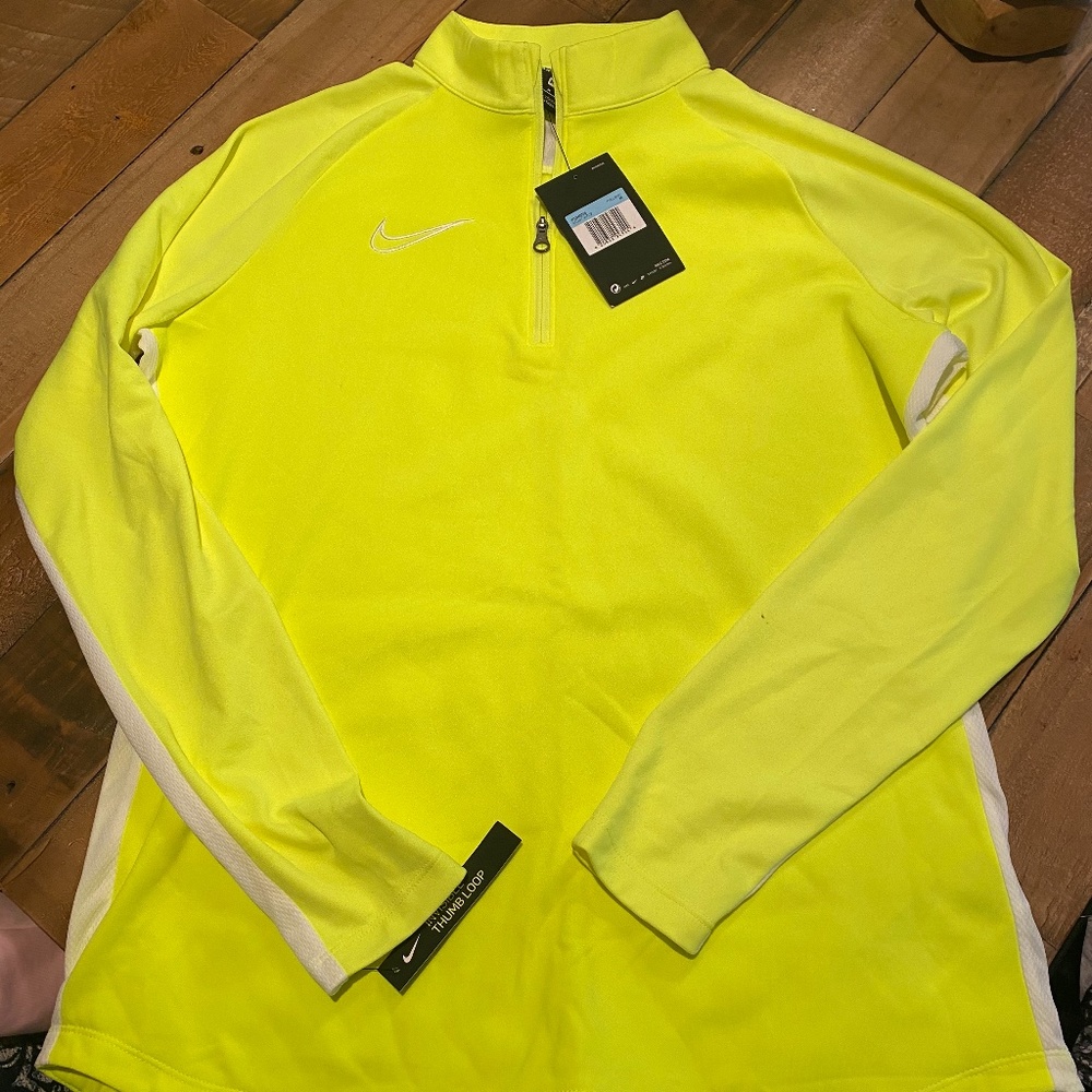 NIKE Womens Neon 3/4 Zip Longsleeve- M- BRAND NEW!
